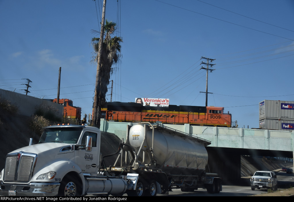 BNSF 9009